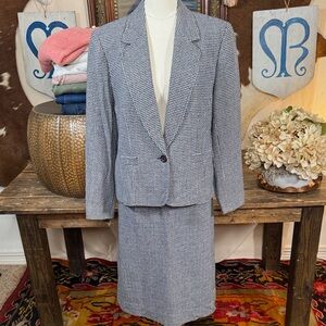 Vintage Pendleton Navy and White Checkered Skirt Suit (2pc)—runs small